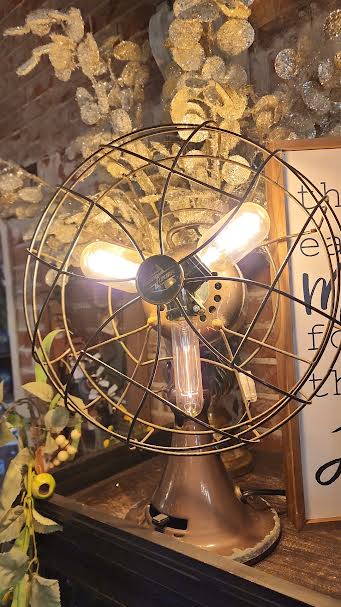 Vintage Fan Light