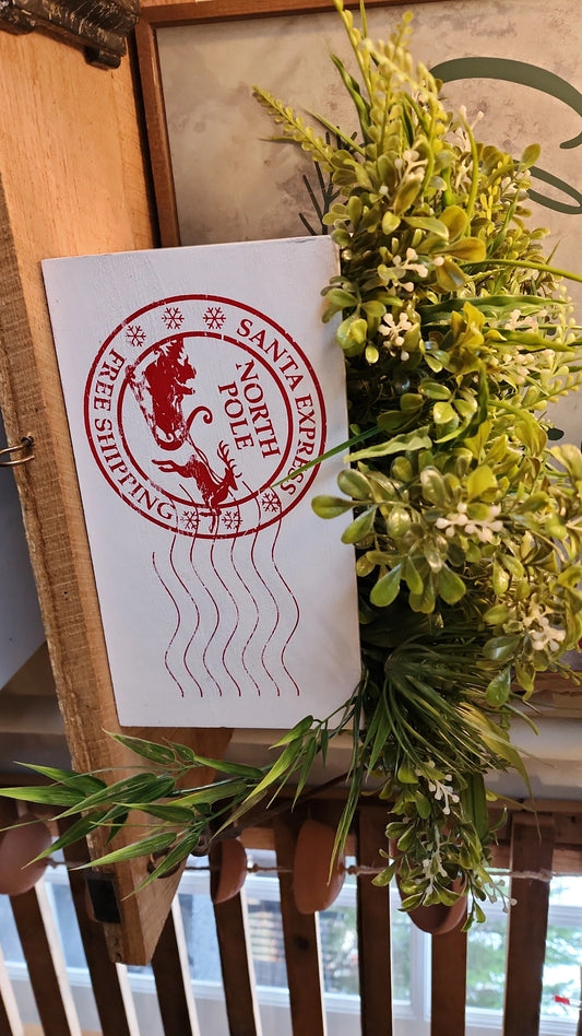 Swallows Nest Original North Pole Box