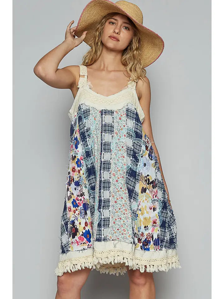 V-Neck Sleeveless Embroidery Plaid Printed Dress