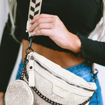 Colorblock Strap Chain Shoulder Bag with Coin Purse