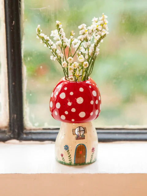 Cutest Little Bud Vase