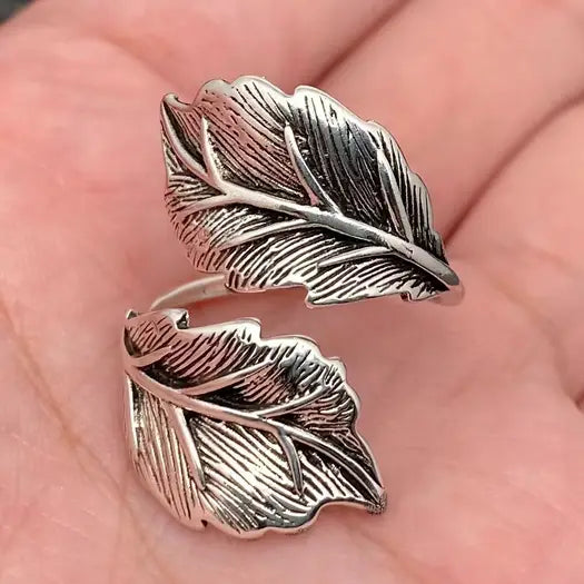 Vintage Leaf Adjustable Ring